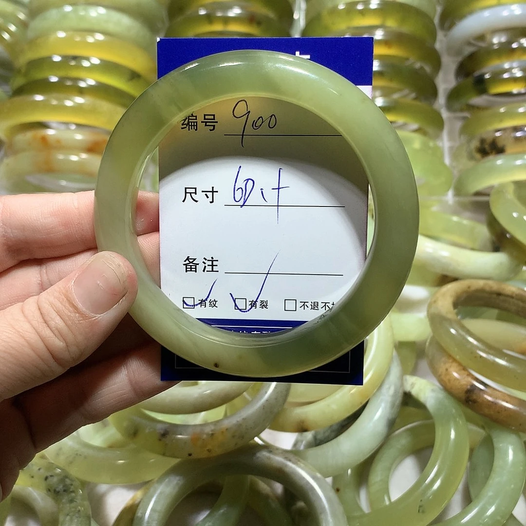 蛇纹石玉手镯未镶嵌晚****思