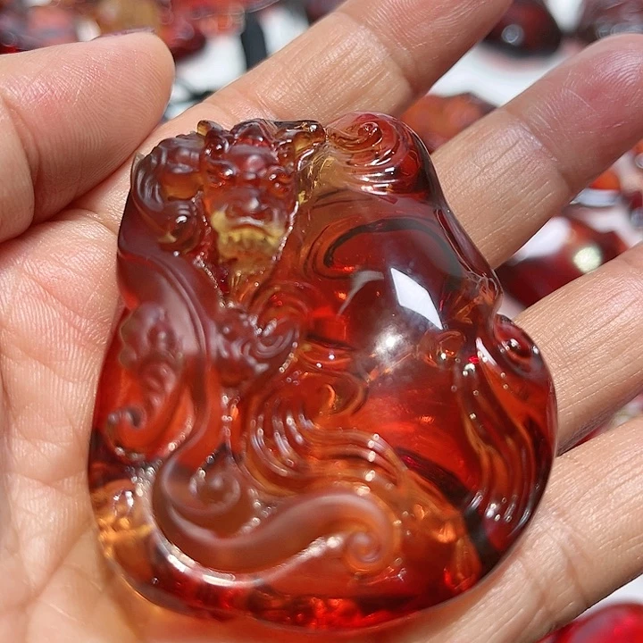 未镶嵌颈饰血珀天然血珀龙牌吊坠