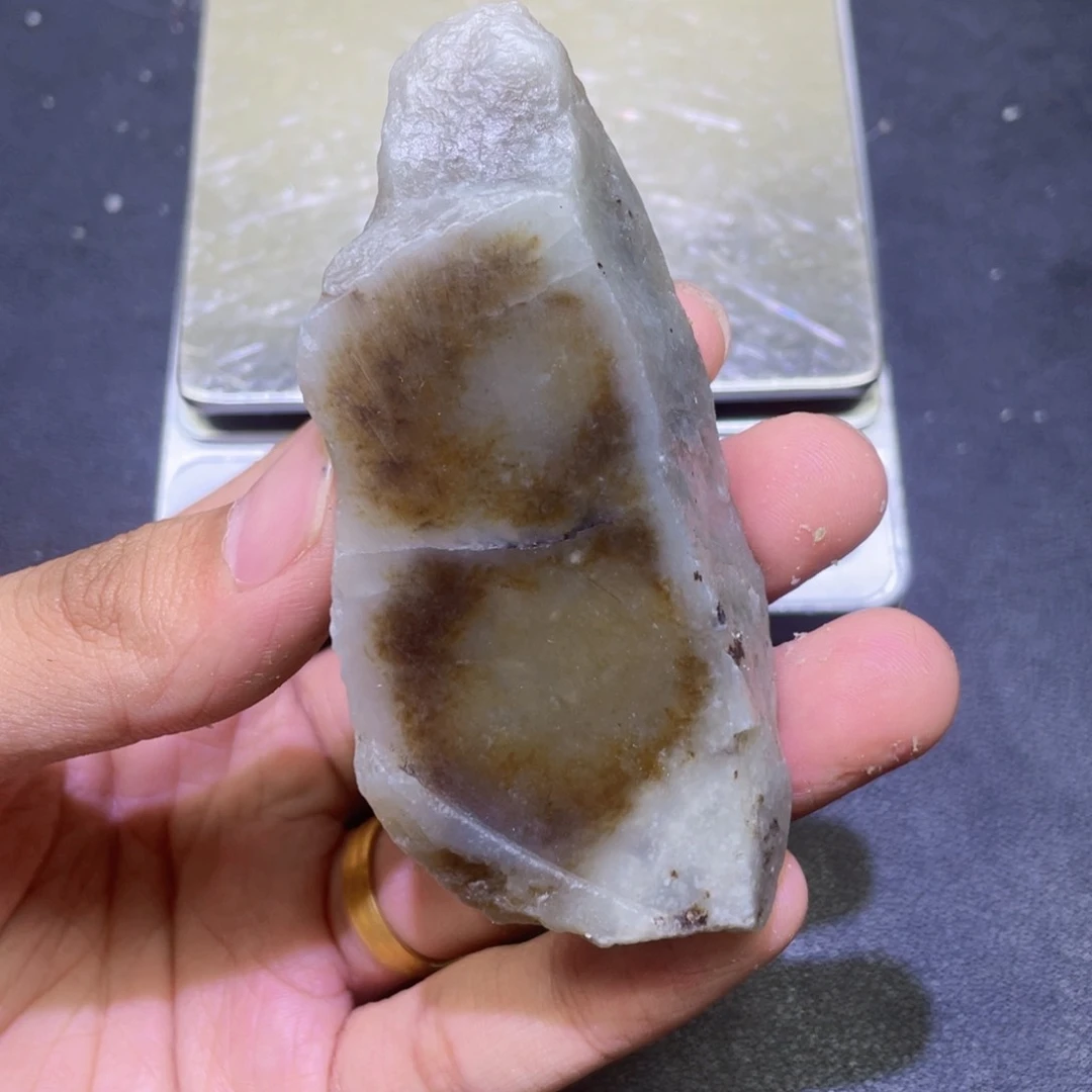 未镶嵌和田玉（糖玉）珠宝半成品