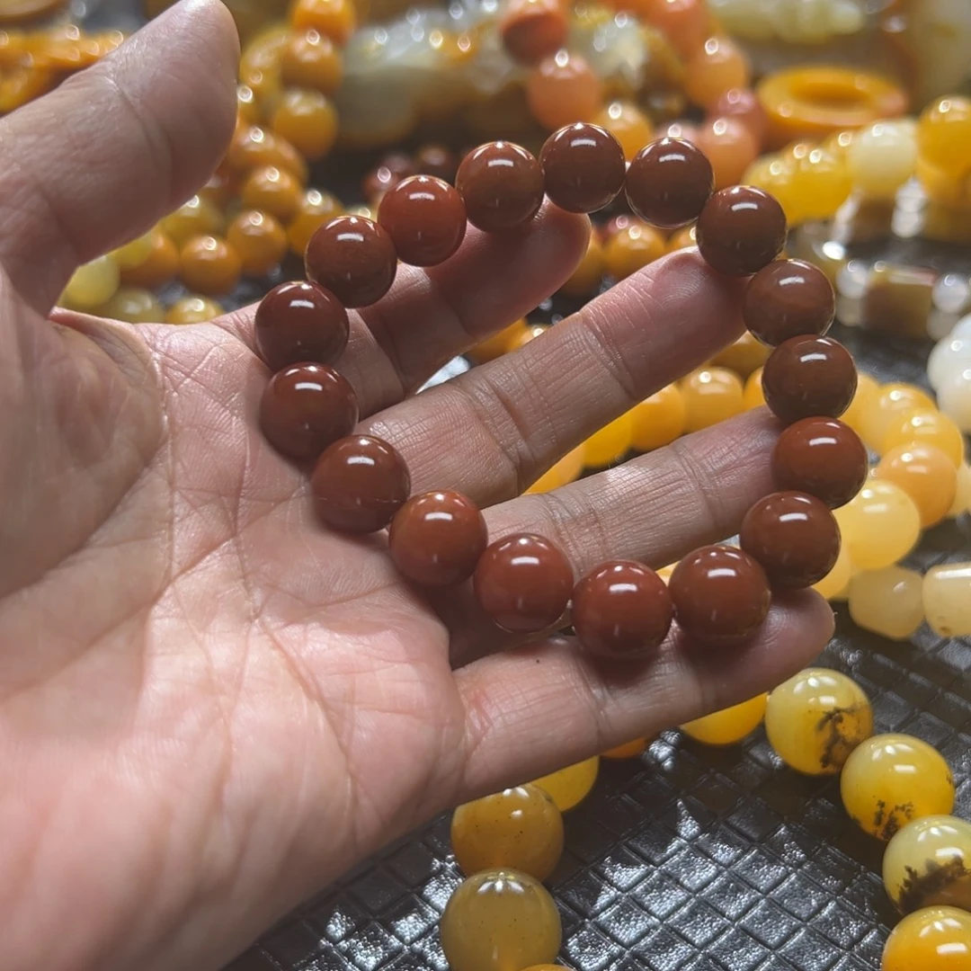 石英质玉未镶嵌颈饰