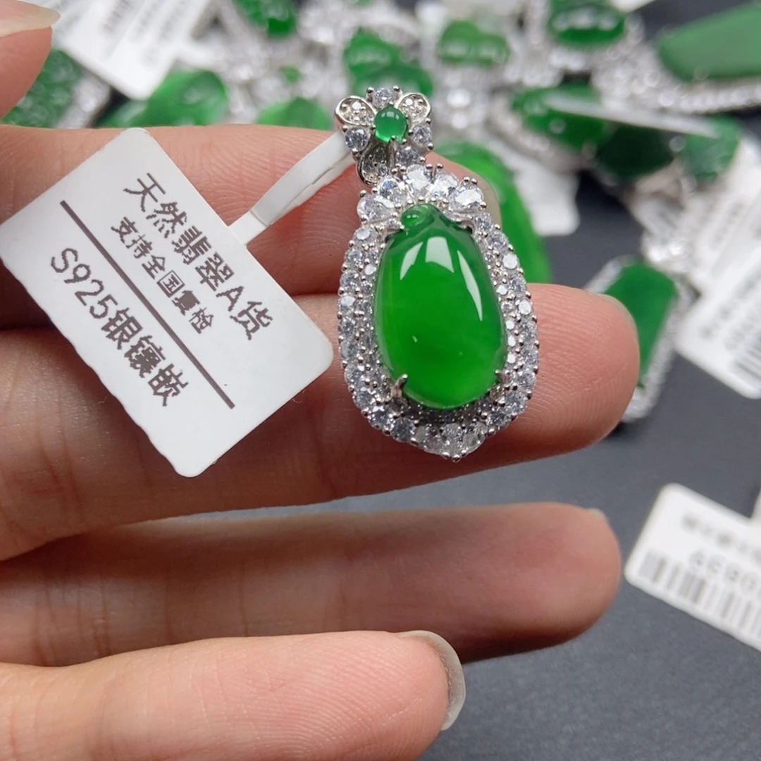 翡翠银S925镶嵌颈饰