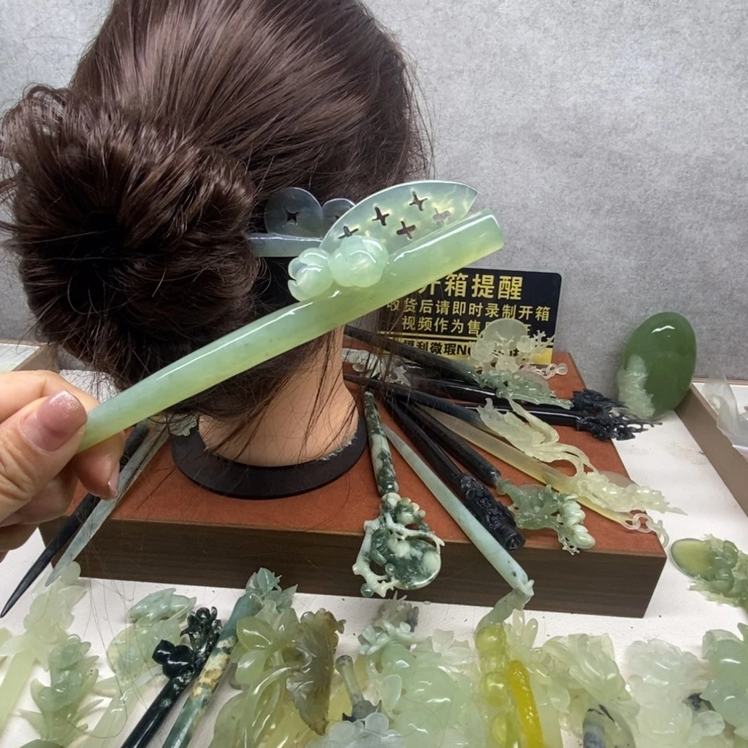 蛇纹石玉未镶嵌发饰