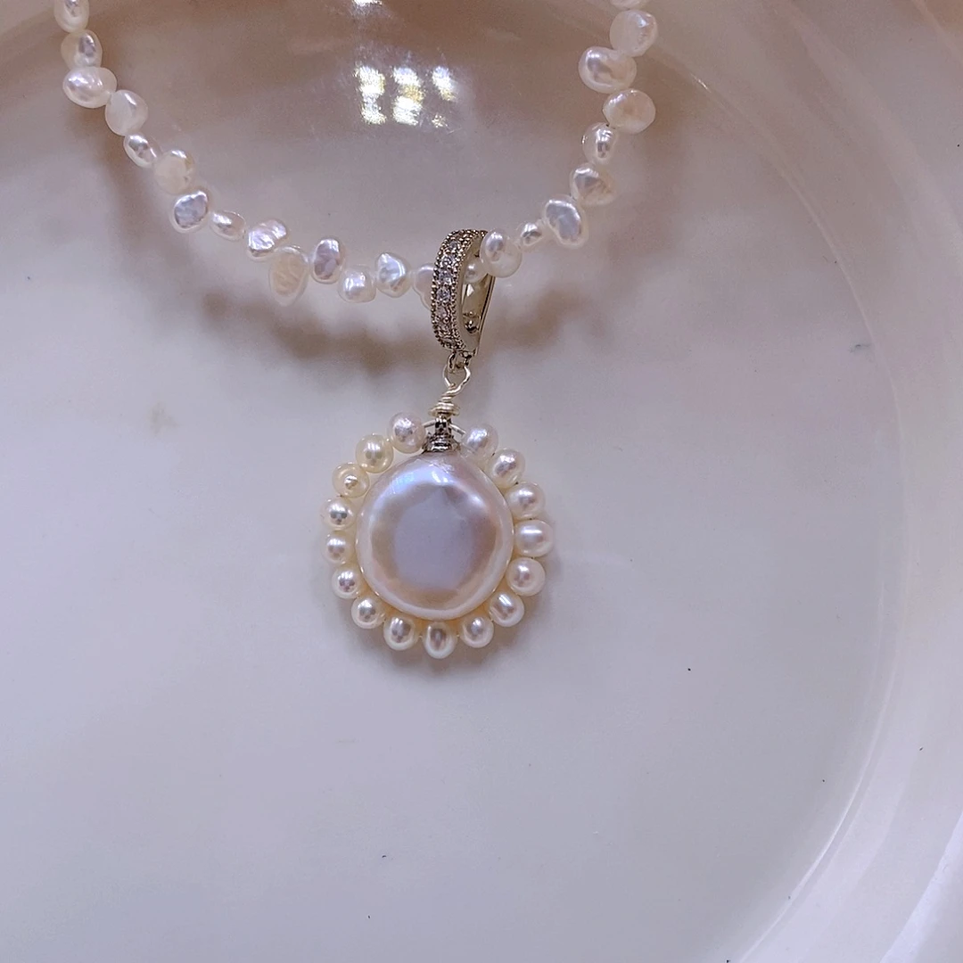 颈饰银S925镶嵌淡水珍珠