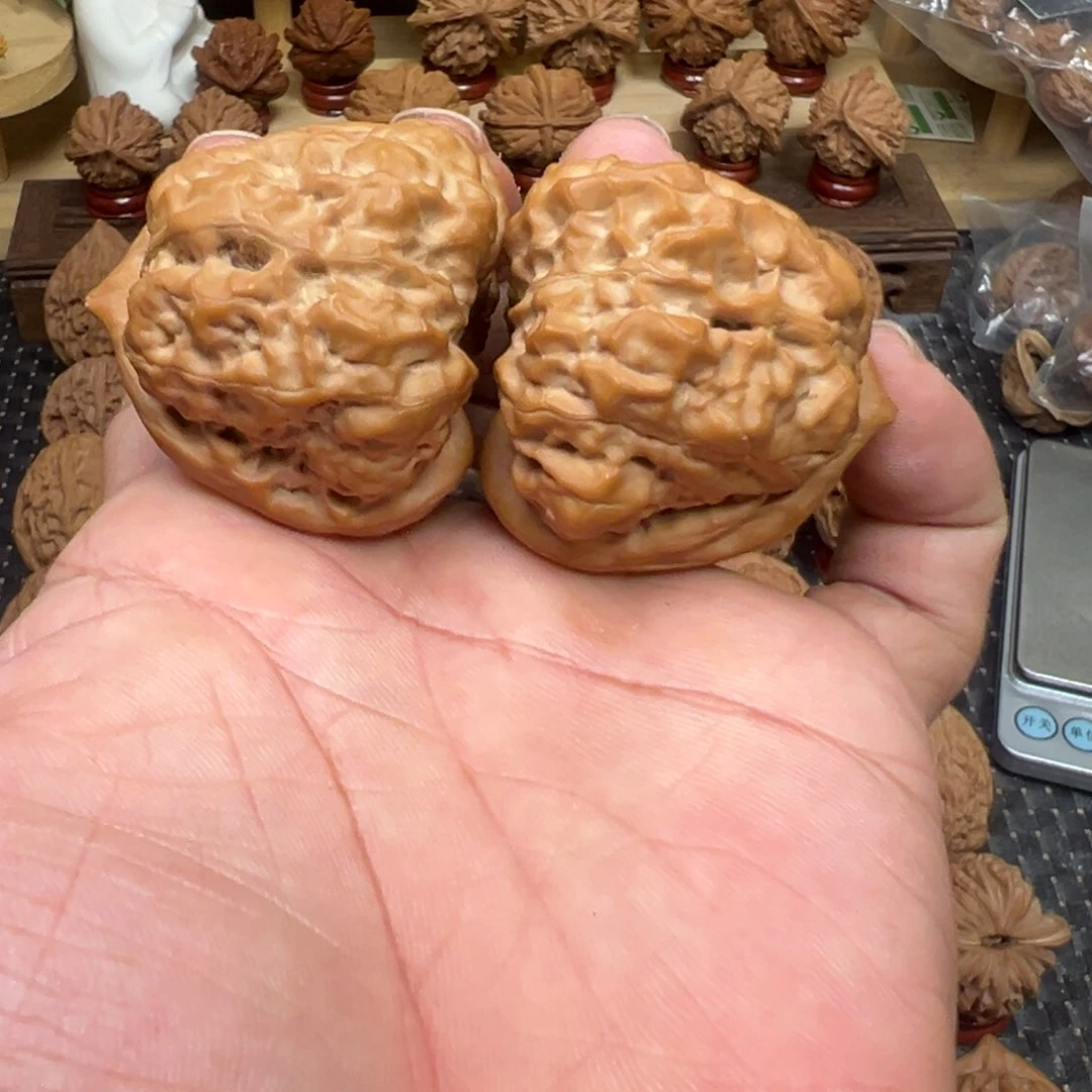 把件文玩核桃点****爸全品蛤蟆头精42.8边45肚 09