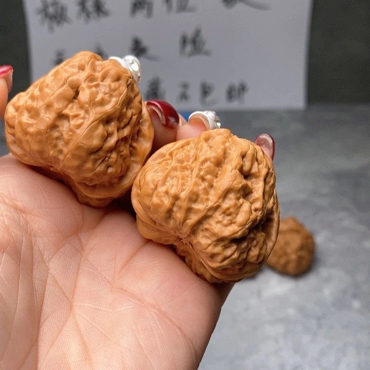 文玩核桃吊坠s**u蛙蛙39.41.1290