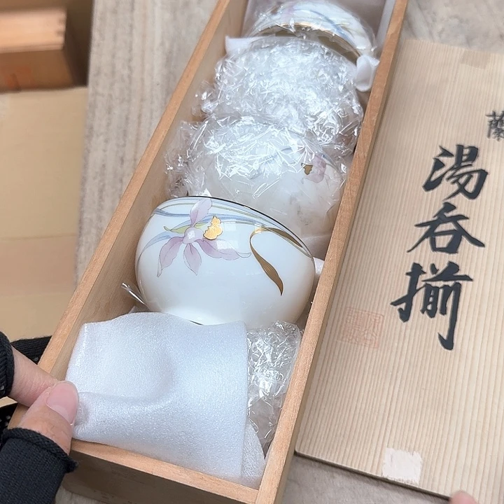 瓷片噗哈哈哈哈哈哈哈