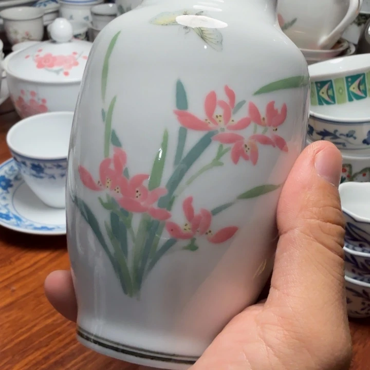 笑***1醴陵群力80后花瓶15厘米
