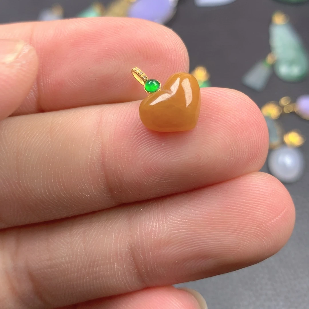 【闪购商品】颈饰18K金镶嵌翡翠翡翠