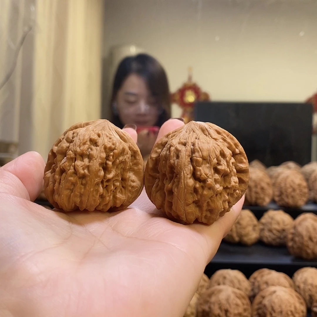 把件文玩核桃43歪平谷凹底