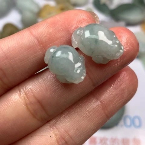 定制翡翠未镶嵌翡翠