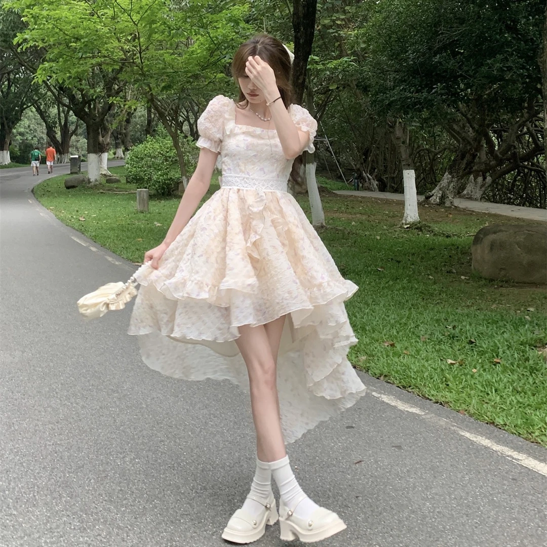 越韩小鱼迪士尼公主蓬蓬裙夏季新款法式方领燕尾裙爆款甜美约会