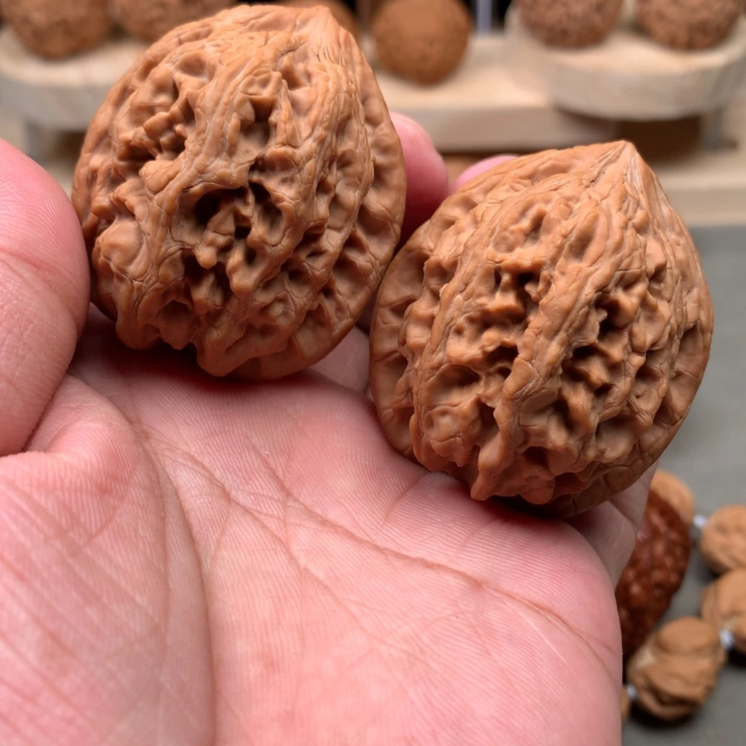 桃核吊坠大孤石核桃