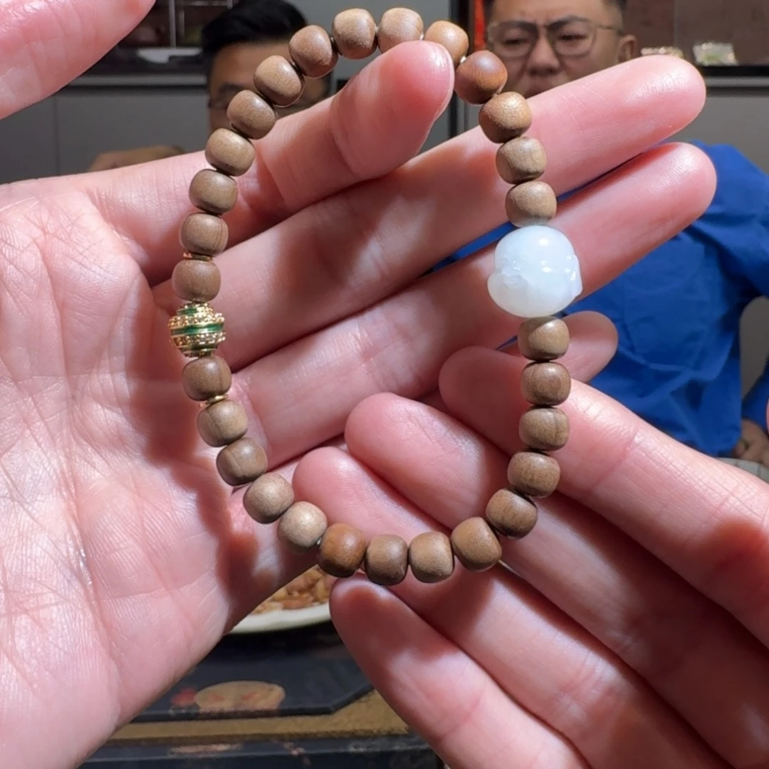 和田玉未镶嵌颈饰127巴哥代购不退