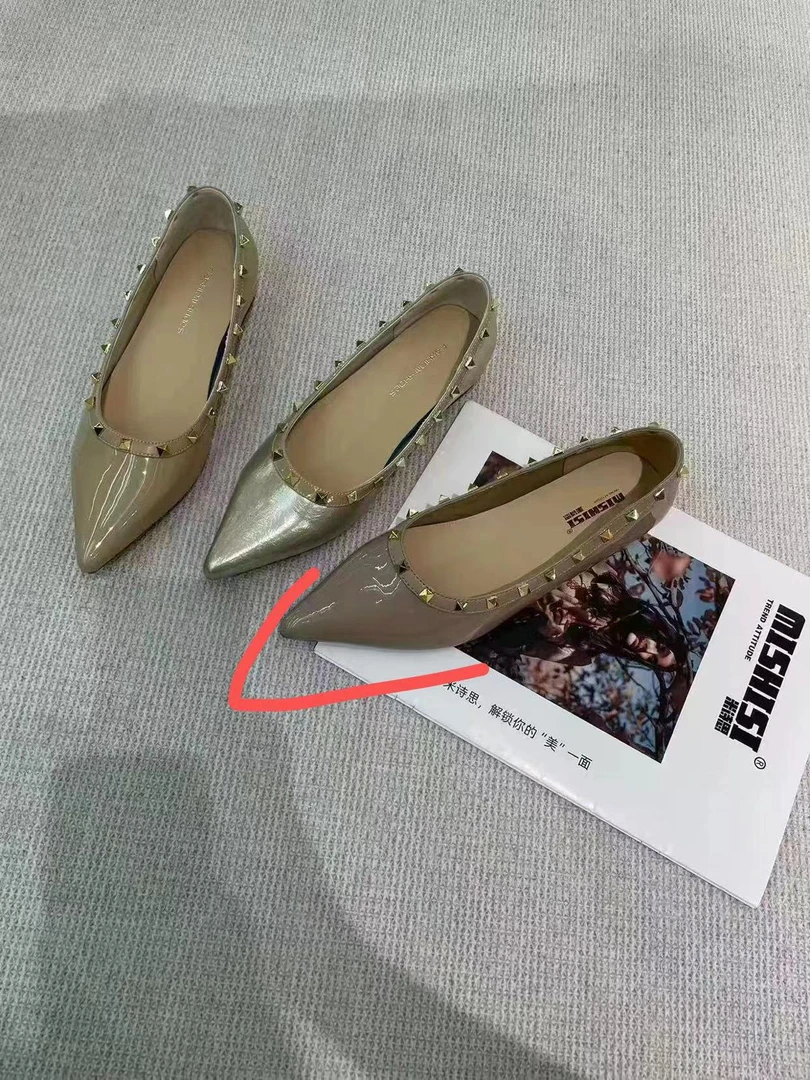 倩倩家铆钉时尚单鞋