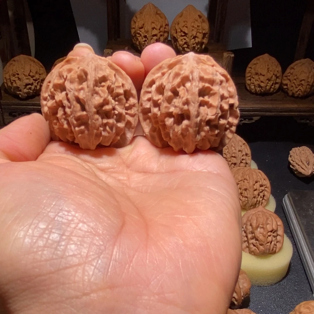 文玩核桃吊坠苹果园40