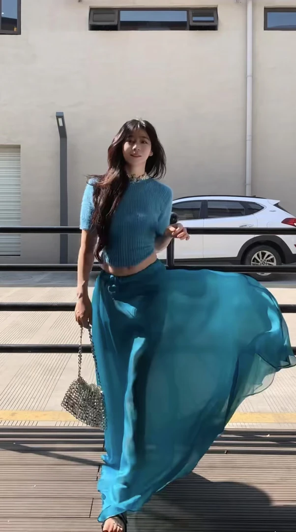 春秋法式小众设计连衣裙气质显瘦修身高质量大方时尚女装时尚风