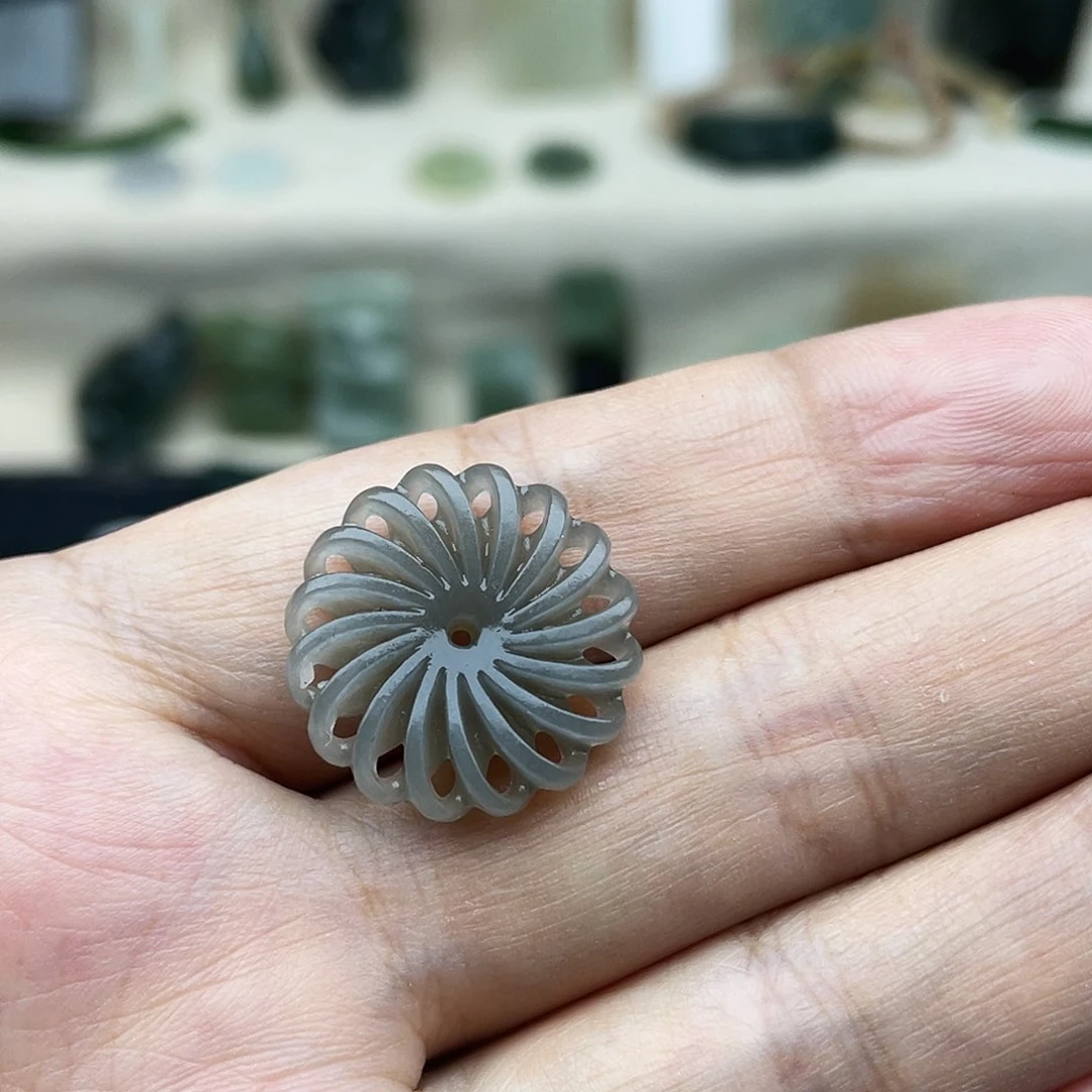 和田玉（糖玉）未镶嵌颈饰