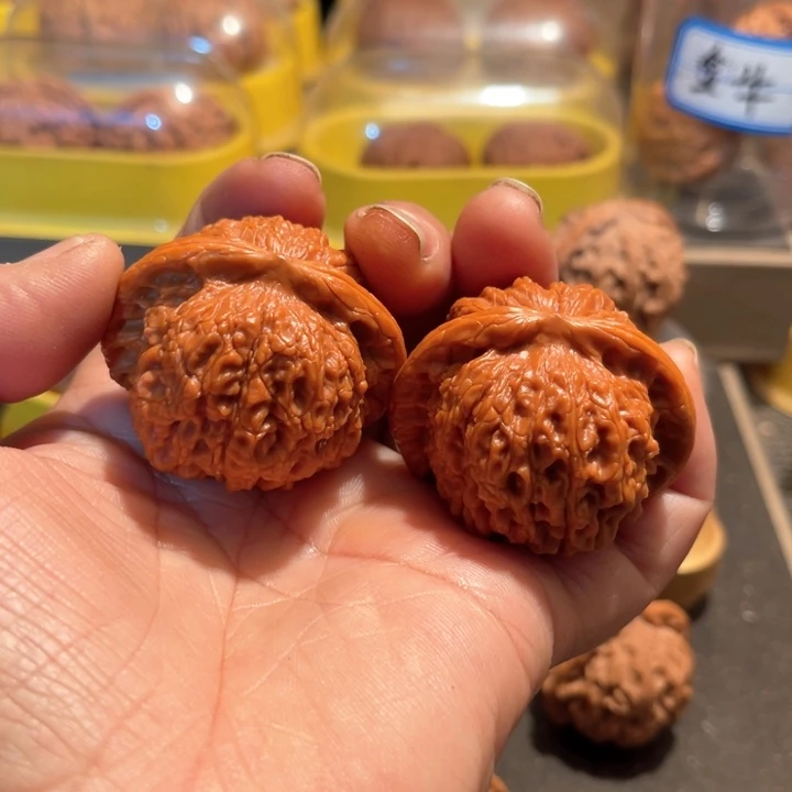 文玩核桃把件那****谁全品血麒麟44