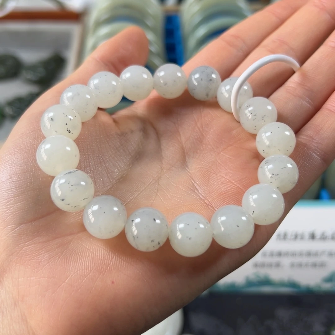 明***照和田玉未镶嵌手串