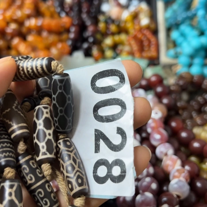 玛瑙/玉髓颈饰未镶嵌二*