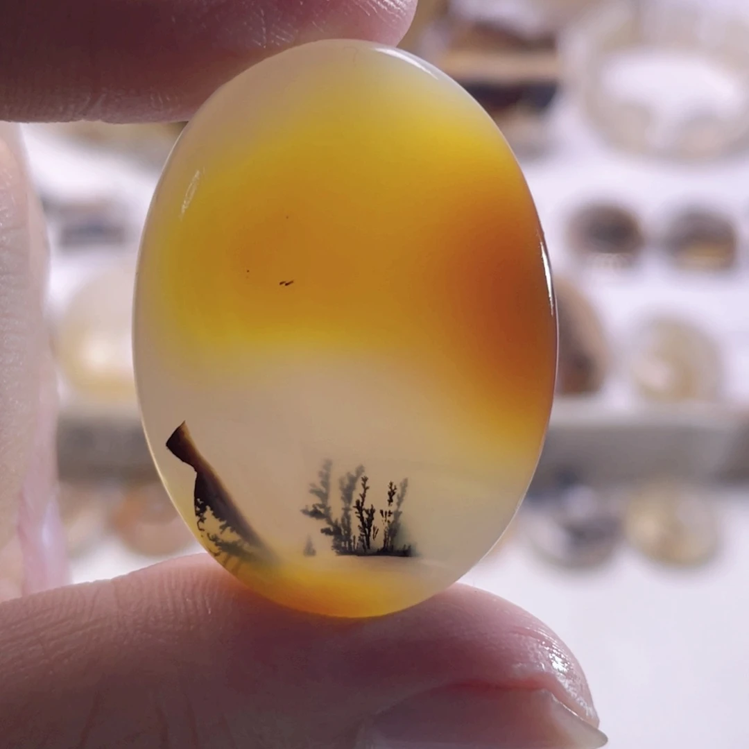 玛瑙/玉髓未镶嵌珠宝奇石