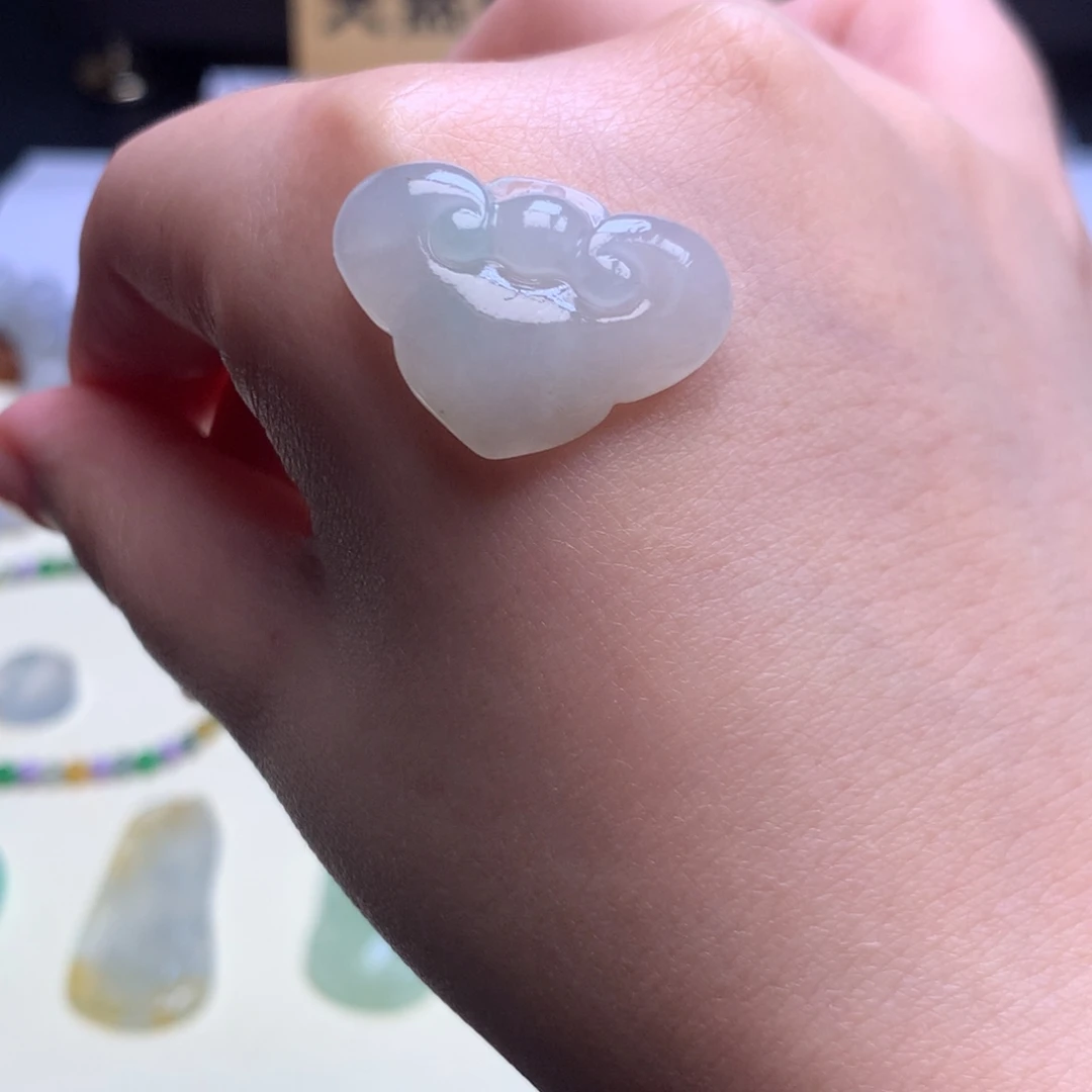 未镶嵌定制翡翠如意