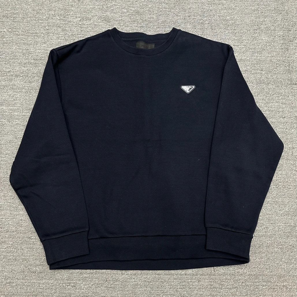 未使用 Prada/普拉达 xxxl码 prada新款三角标卫衣 未使用