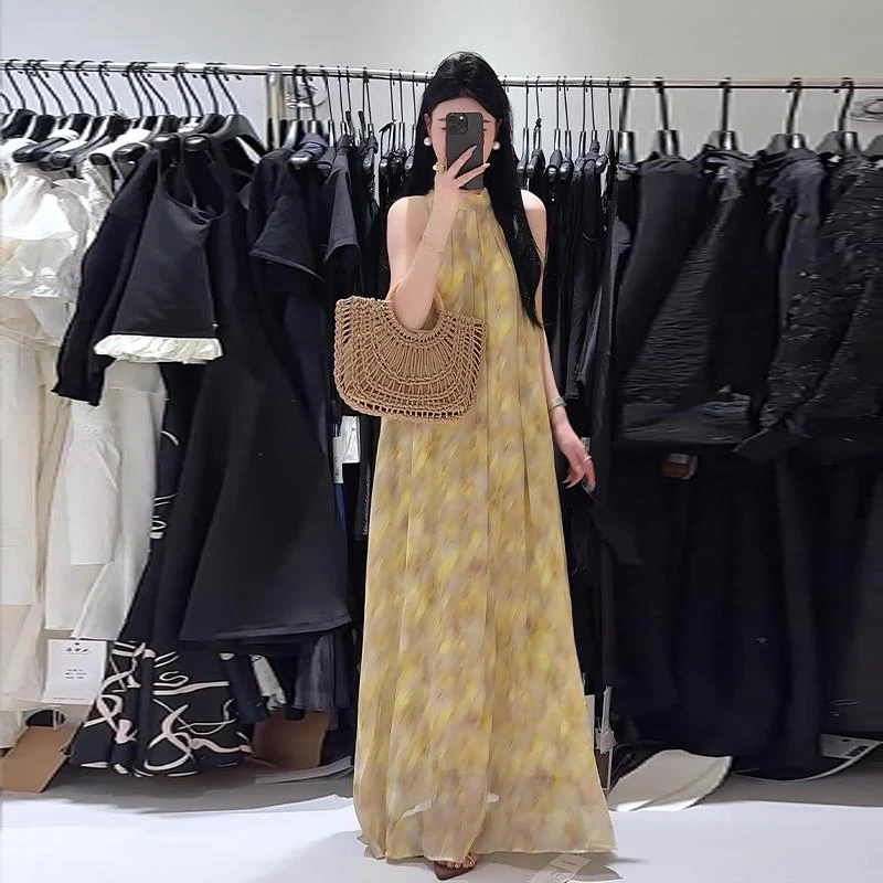 【下单发货模特原版】法式无袖挂脖连衣裙女2025夏宽松度假风长裙