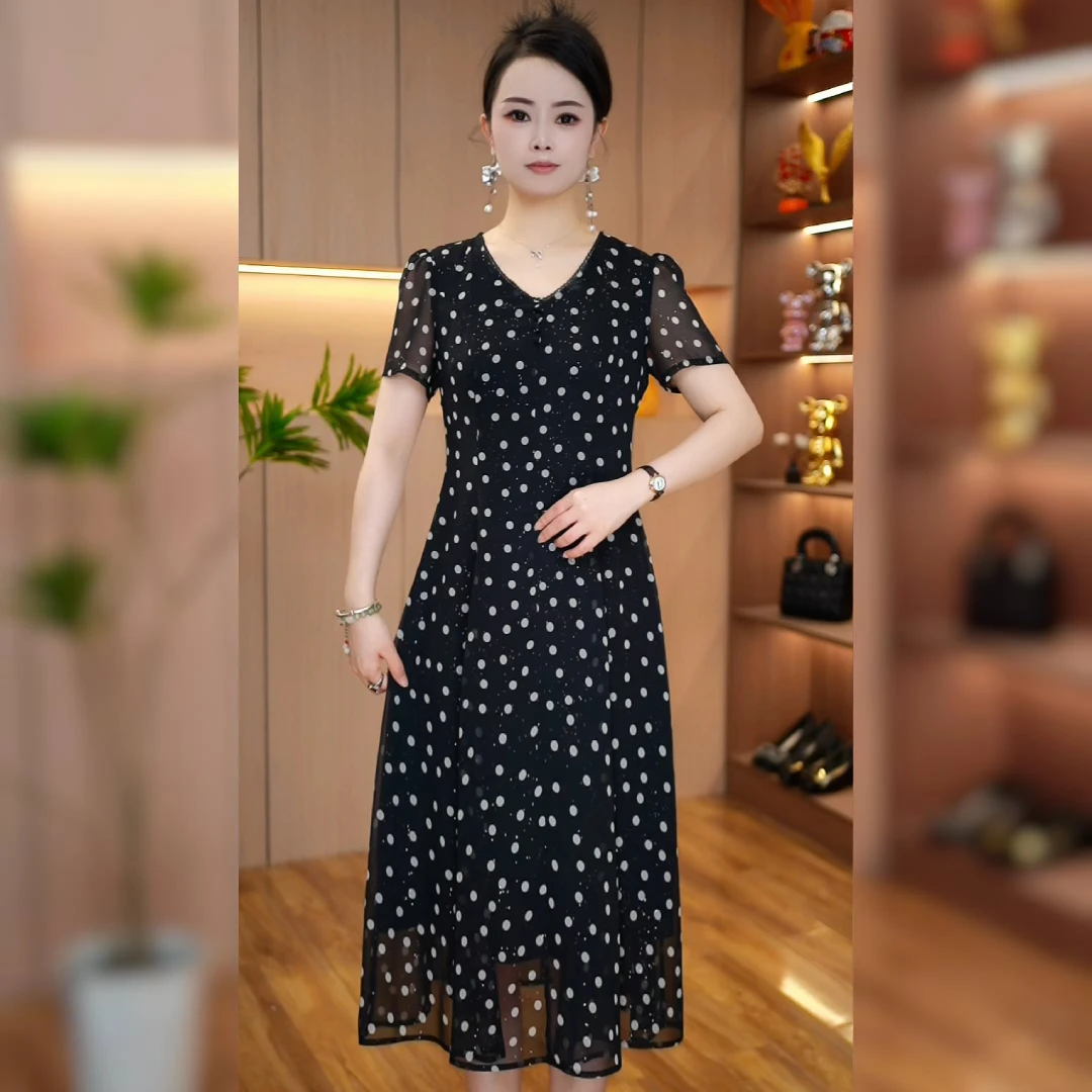 2025夏季新款短袖时尚妈妈装时尚洋气显瘦连衣裙优雅修身气质