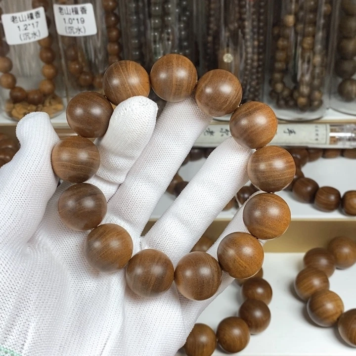 麦***兜1.8老山檀香横纹黑肉高货