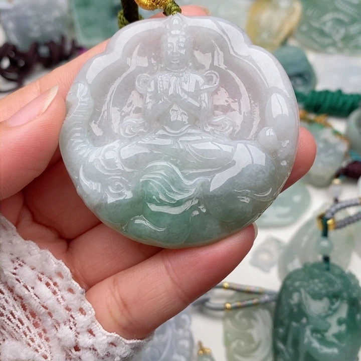 颈饰未镶嵌翡翠普贤