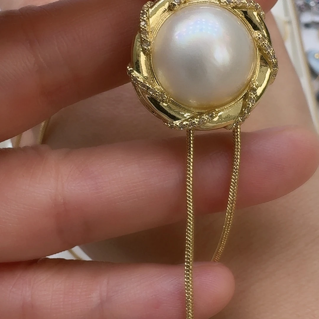 拼合珍珠（马贝珠）未镶嵌颈饰