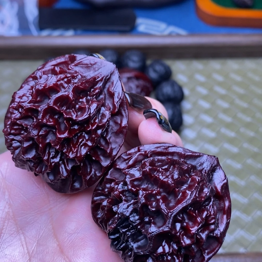 陌***殇吊坠文玩核桃龙鳞