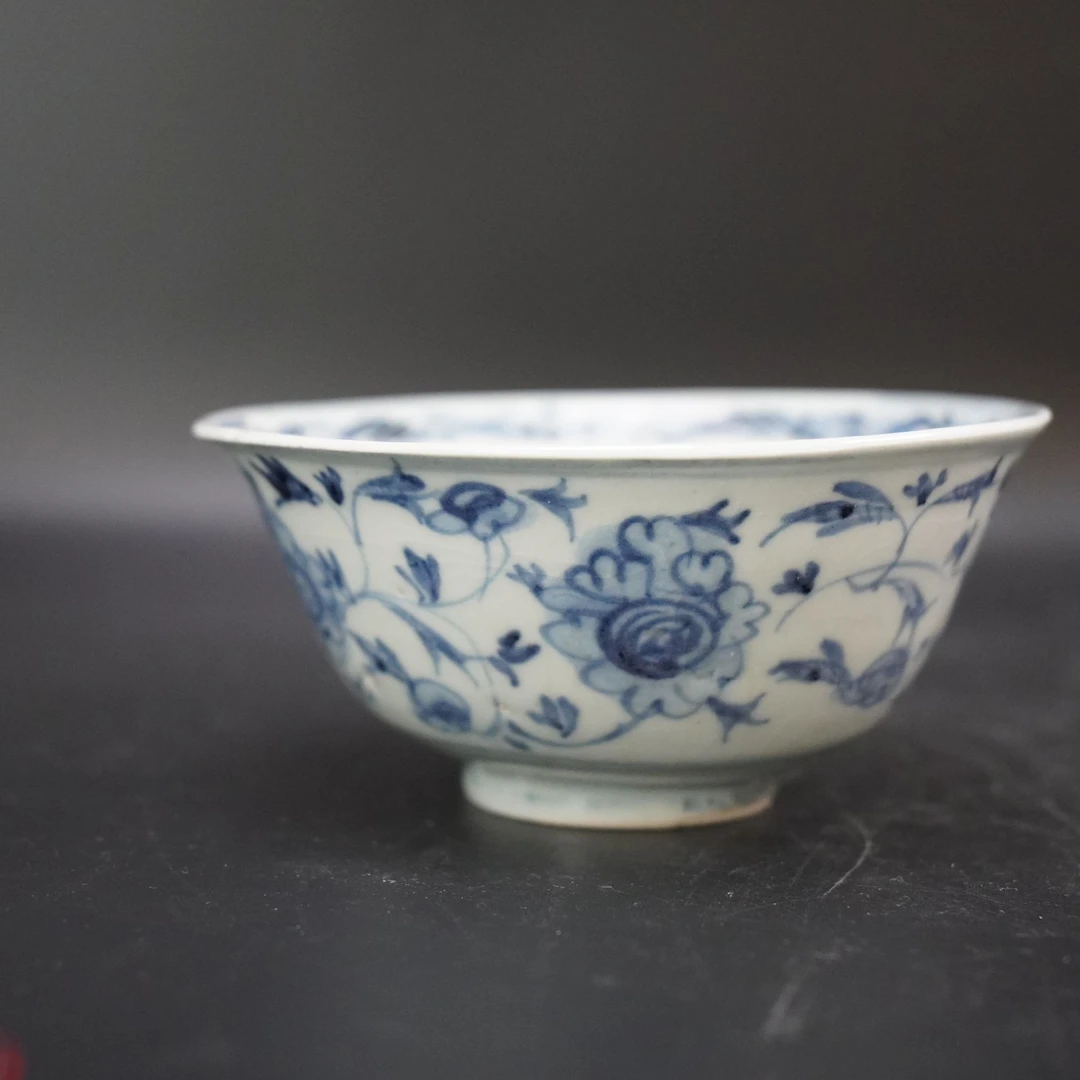 Lot.25120086空白期青花缠枝花卉纹碗 高：约7cm直径：约14.8cm