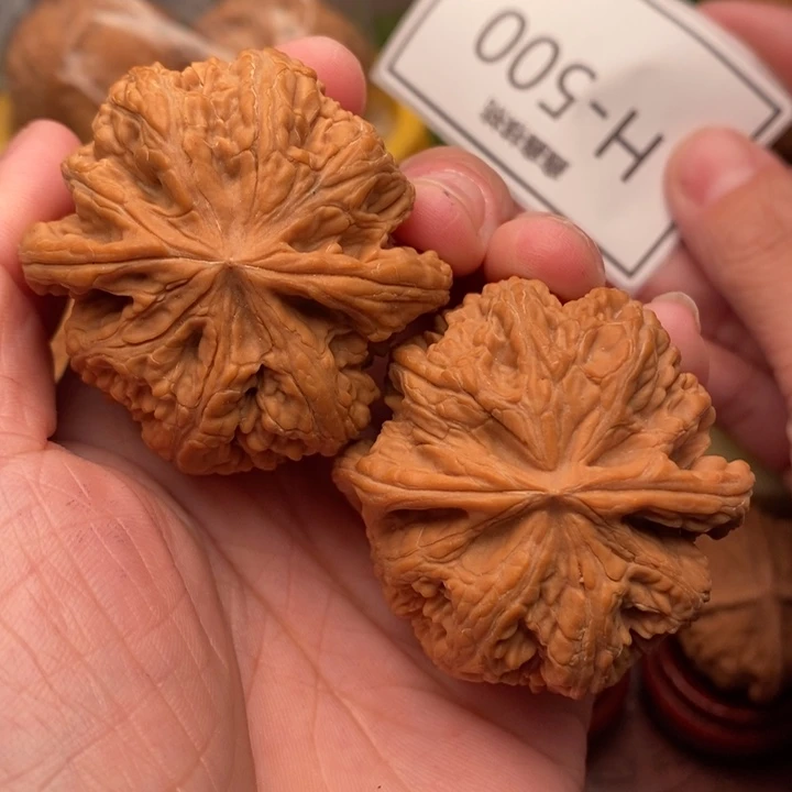 把件桃核粗筋45…..