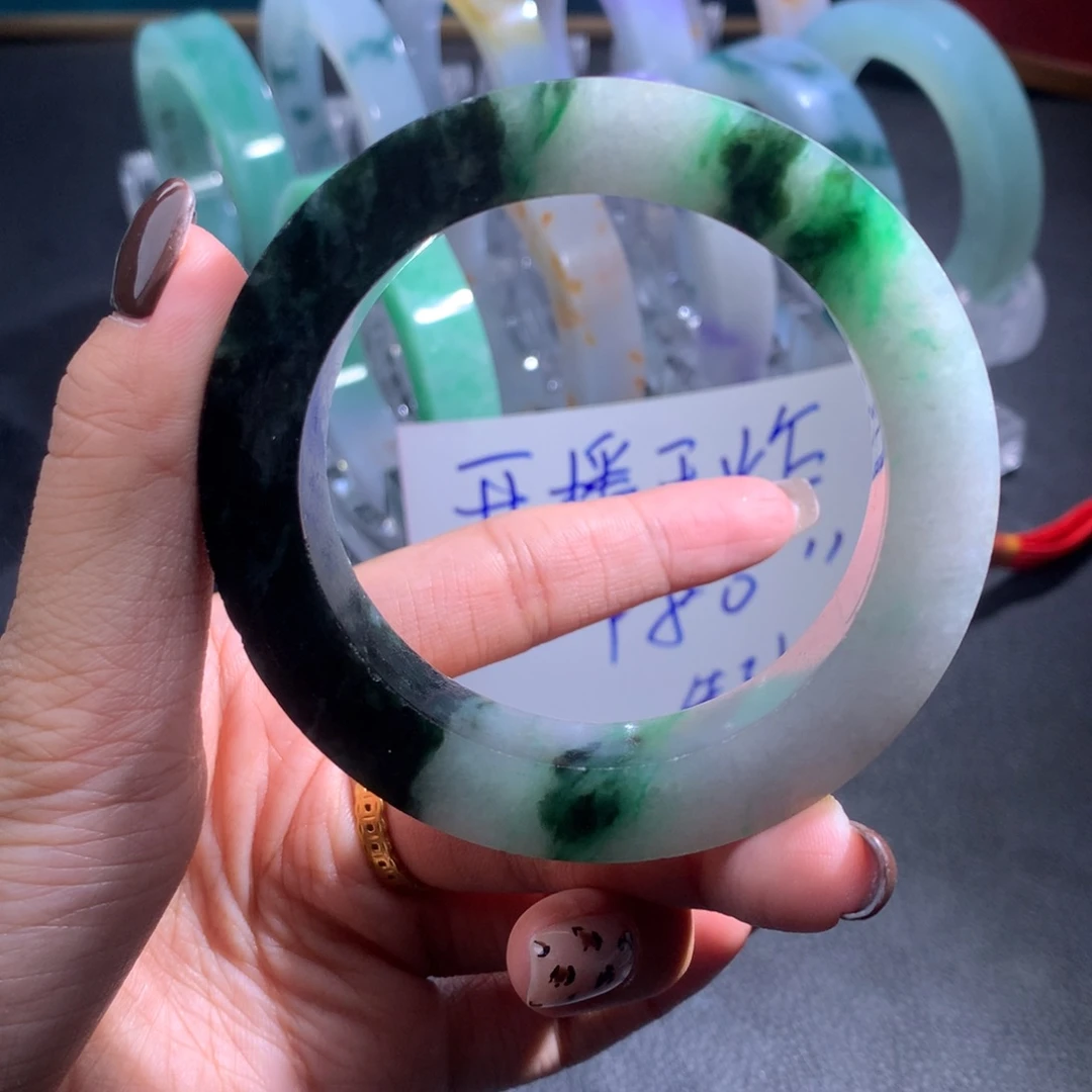 未镶嵌翡翠手镯定制翡翠@***生