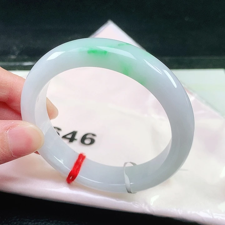 未镶嵌手镯翡翠646