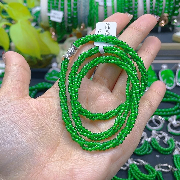 翡翠颈饰未镶嵌麻花项链