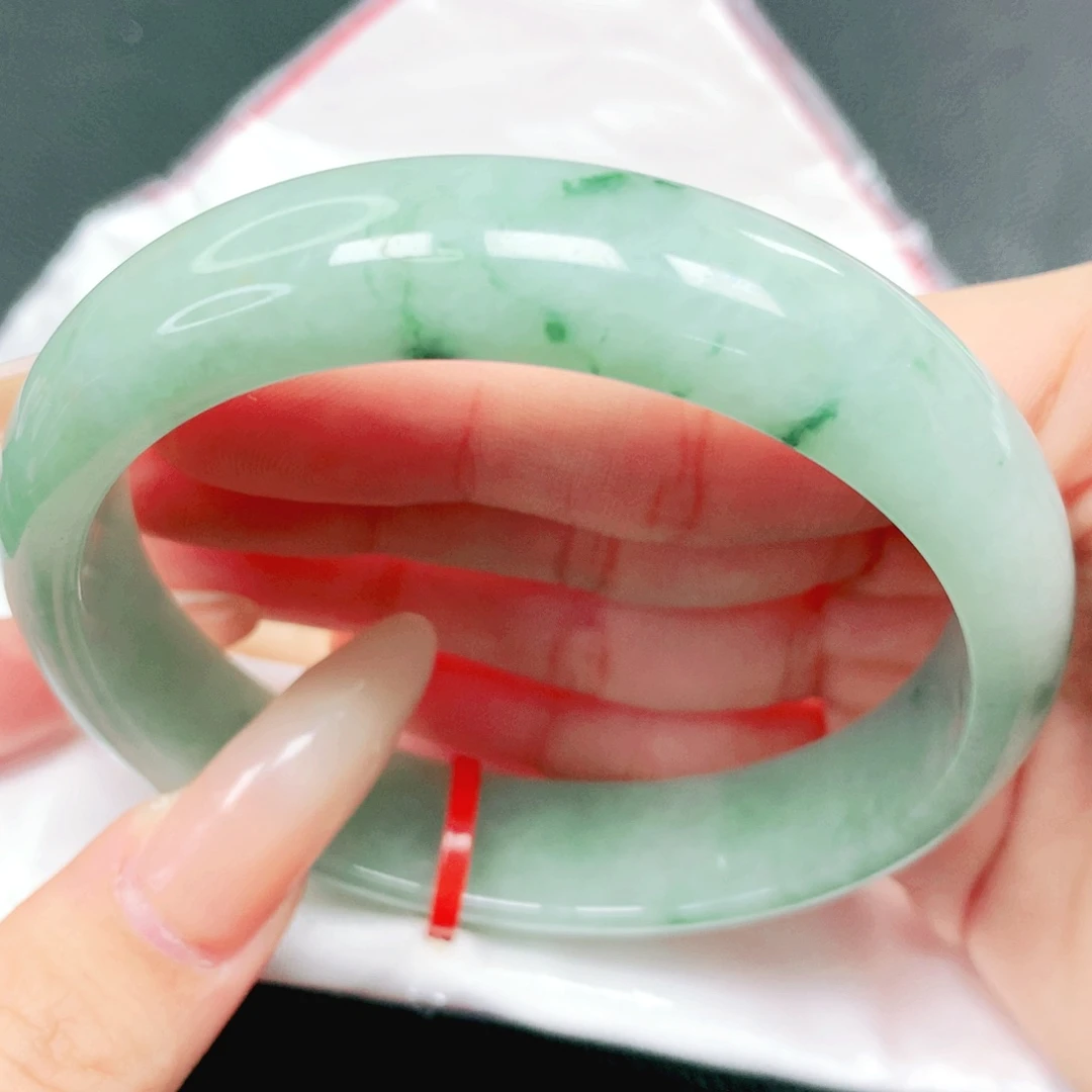 翡翠未镶嵌手镯63