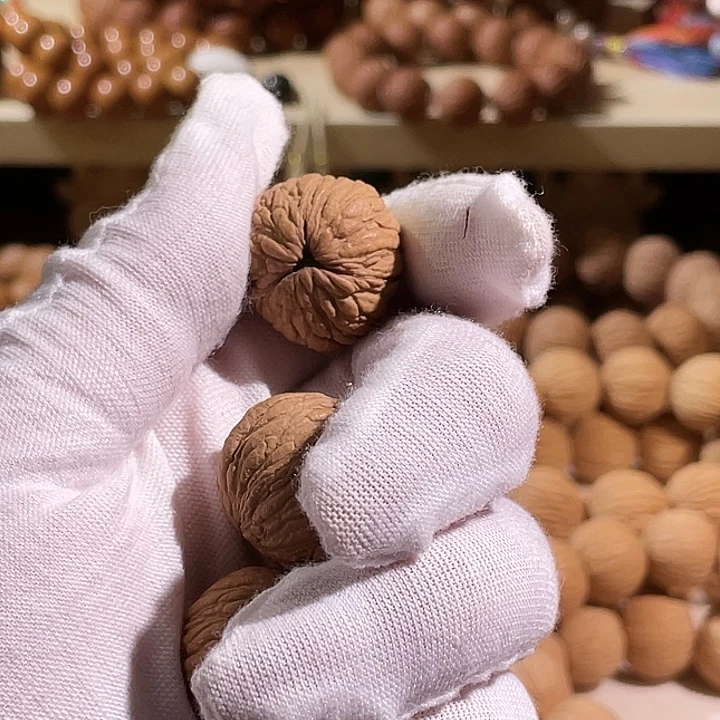 北***.猴头核桃手串三愣16