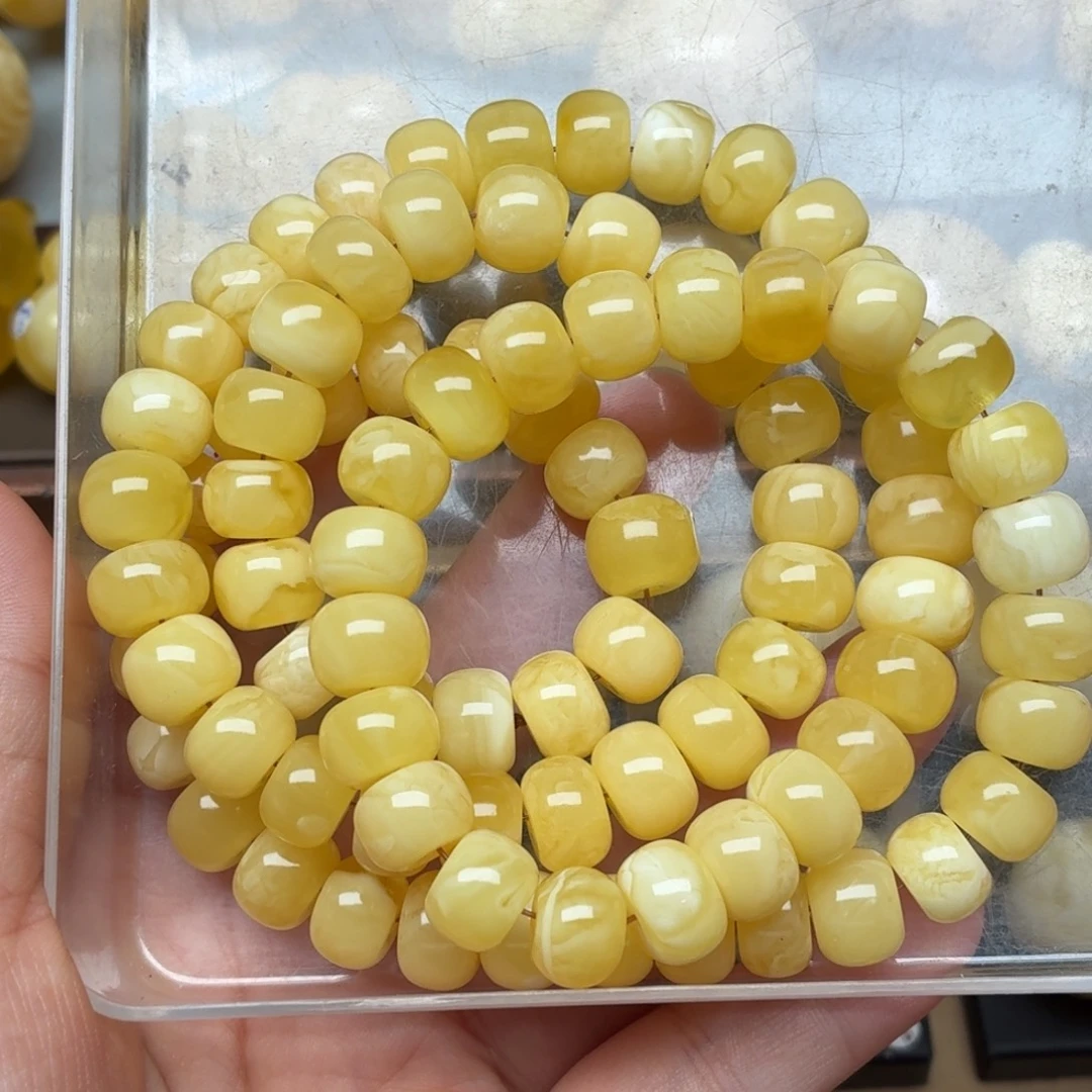 琥珀未镶嵌裸石微瑕10+/7+左右