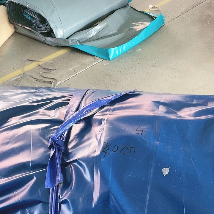 420克普通刀刮布拼接的