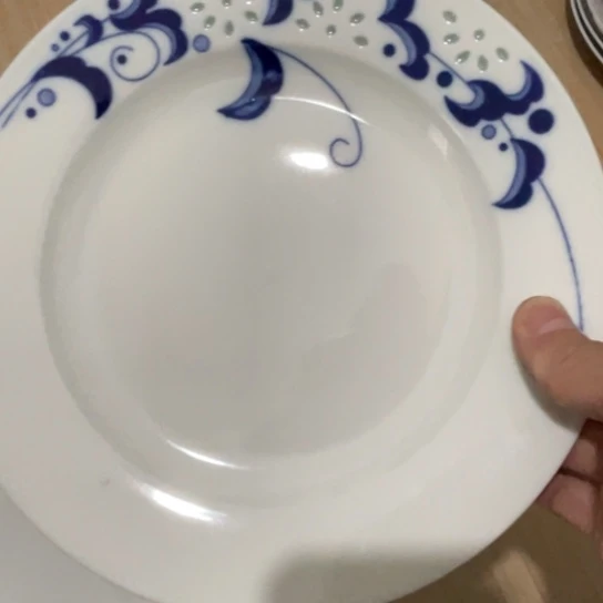 瓷片陶瓷陶瓷8英寸平盘青花玲珑