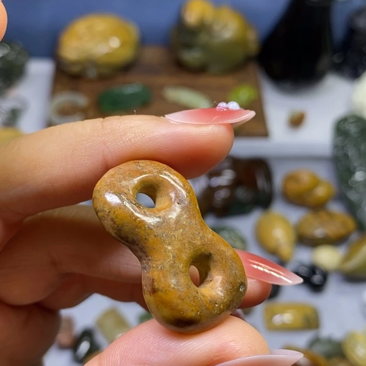 岫岩河磨玉（透闪石质玉）未镶嵌挂件