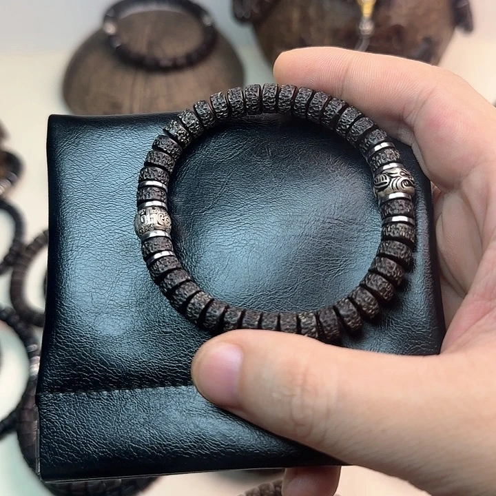 【闪购商品】椰蒂手串85耶噶双配饰