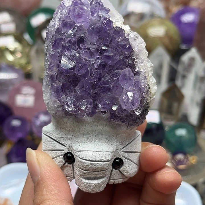 未镶嵌水晶珠宝半成品245克紫水晶象