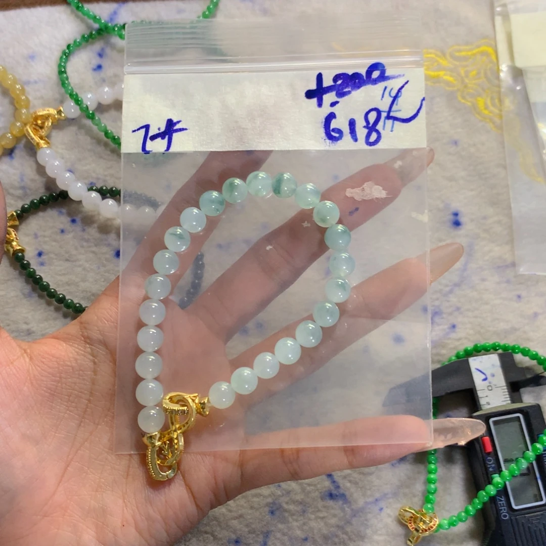 定制翡翠未镶嵌天然缅甸翡翠多样性
