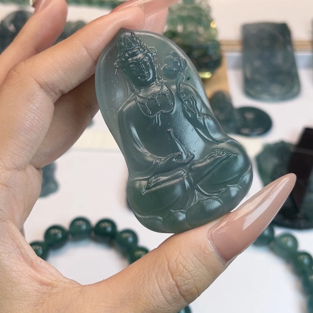 定制翡翠未镶嵌翡翠