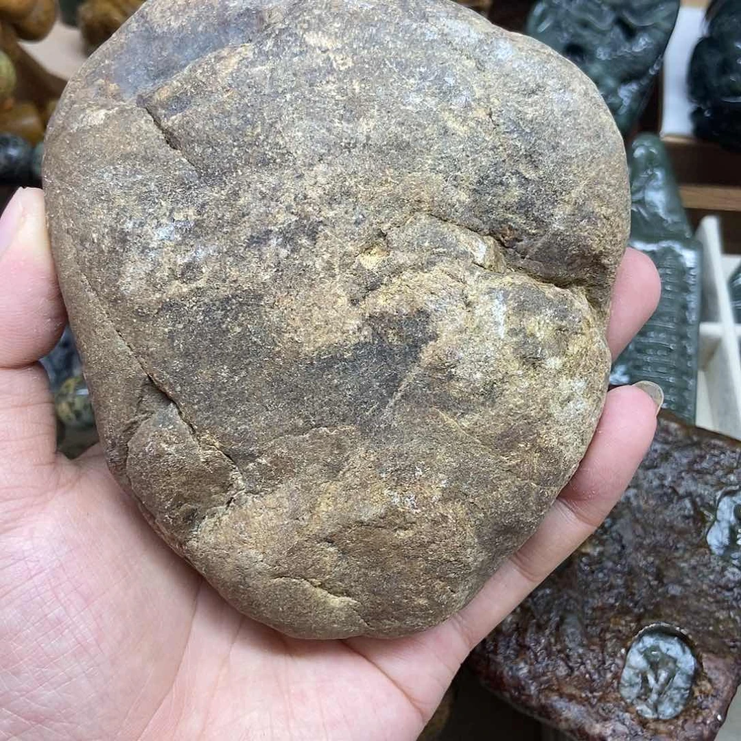 岫岩河磨玉（透闪石质玉）未镶嵌把件用****3