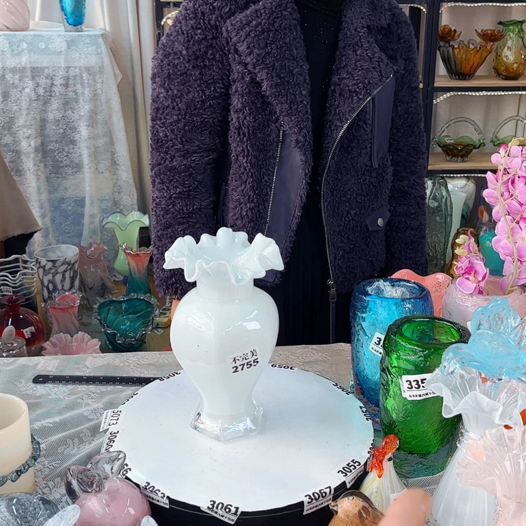 2755 家悦琉璃工艺品不完美